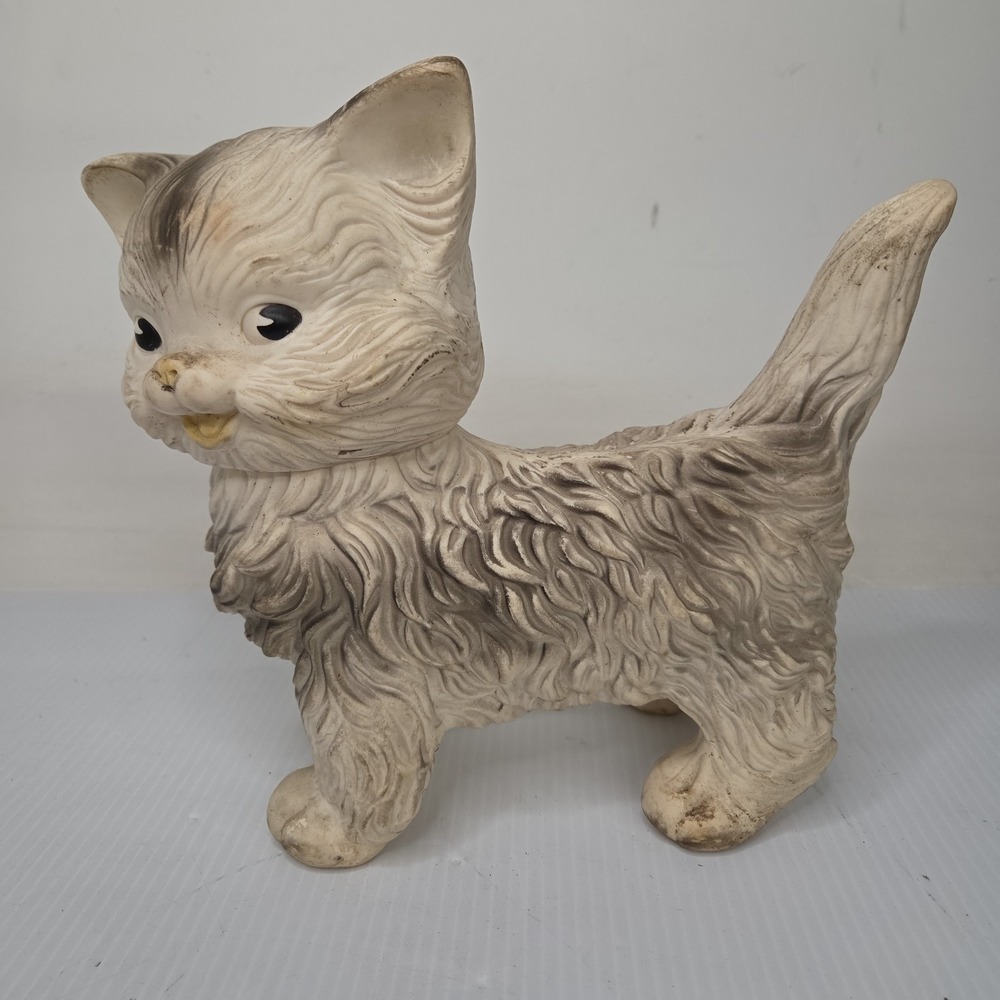 Vintage 1960 Edward Mobley Kitty Cat Squeak Rubber Plastic Toy